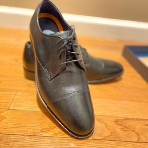Men’s Cole Haan unworn dress shoes
